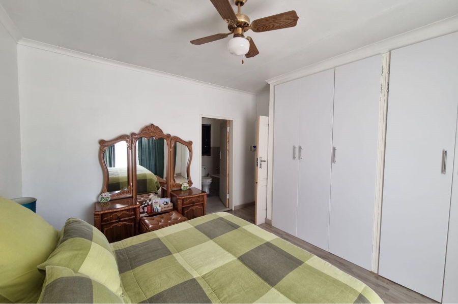 3 Bedroom Property for Sale in La Hoff North West